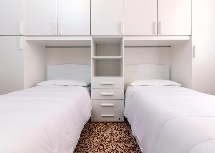 Bellini - Affitti Brevi Italia モデナ